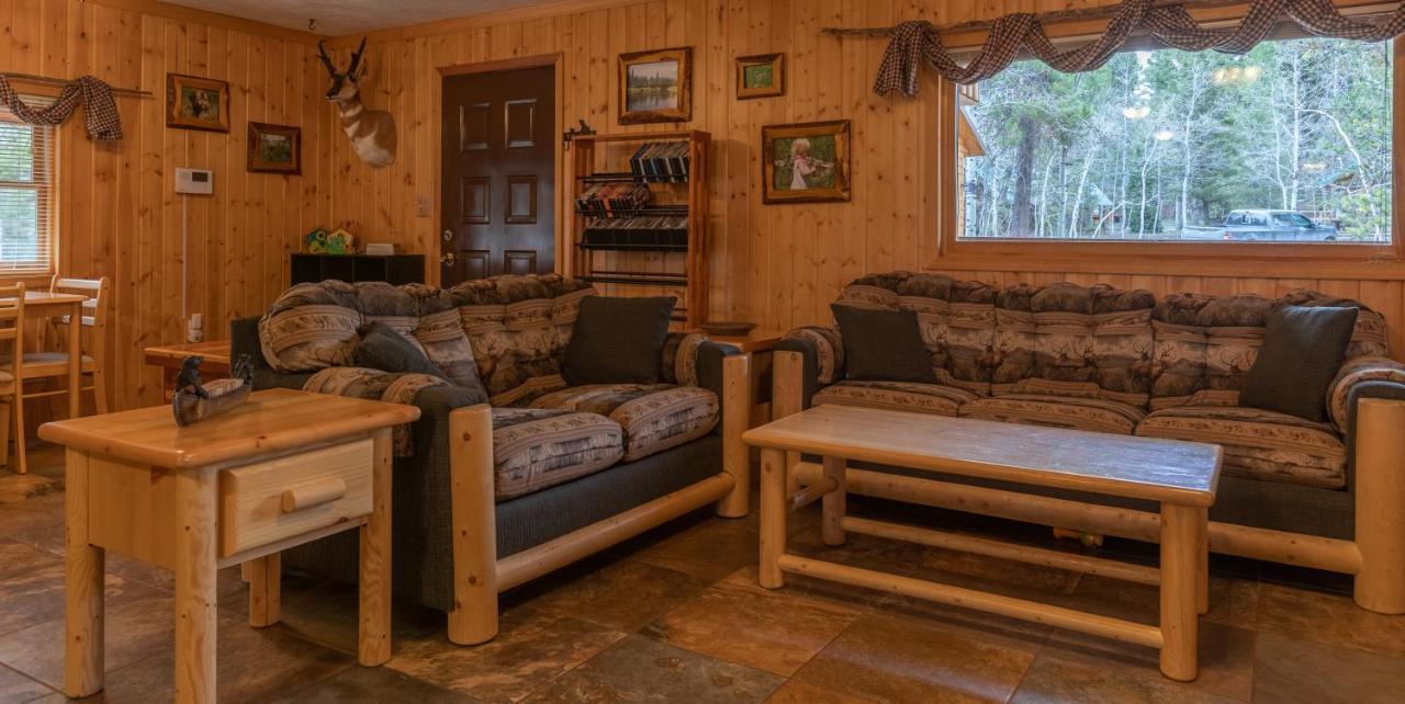 Remington Reload By Kabino Hot Tub Firepit Roku Big Yard Driveway Grill Wifi Trails Айлънд Парк Екстериор снимка